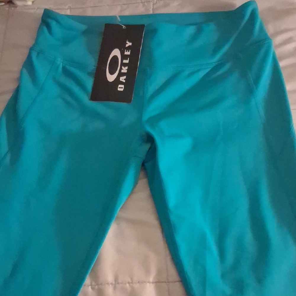 Oakley Teal Performance Leggings